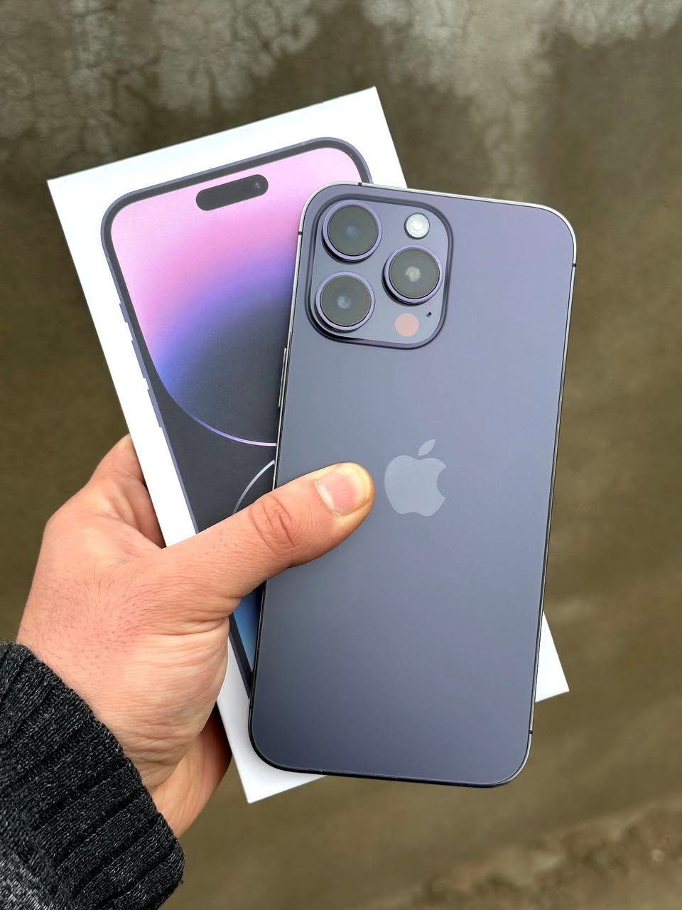 ايفون 14 برو ماكس لون بنفسجي شرق اوسط ويا كارتون غراضه كامله ذاكره 128
 
مبدل شاشة مال تفصيخ تقرا مستعمله ( يعني مال جهاز ثاني ) شديتها ب 350 الف ومبدل بطارية نوعية دراكون معروفة نسبتها 100 شديتها ب 75 الف 

سعره 650 الف ( فقط بيع بدون مراوس )

للتواصل عل هذا رقم وبي واتساب ***********

مكاني موصل وعندي توصيل لكل العراق
