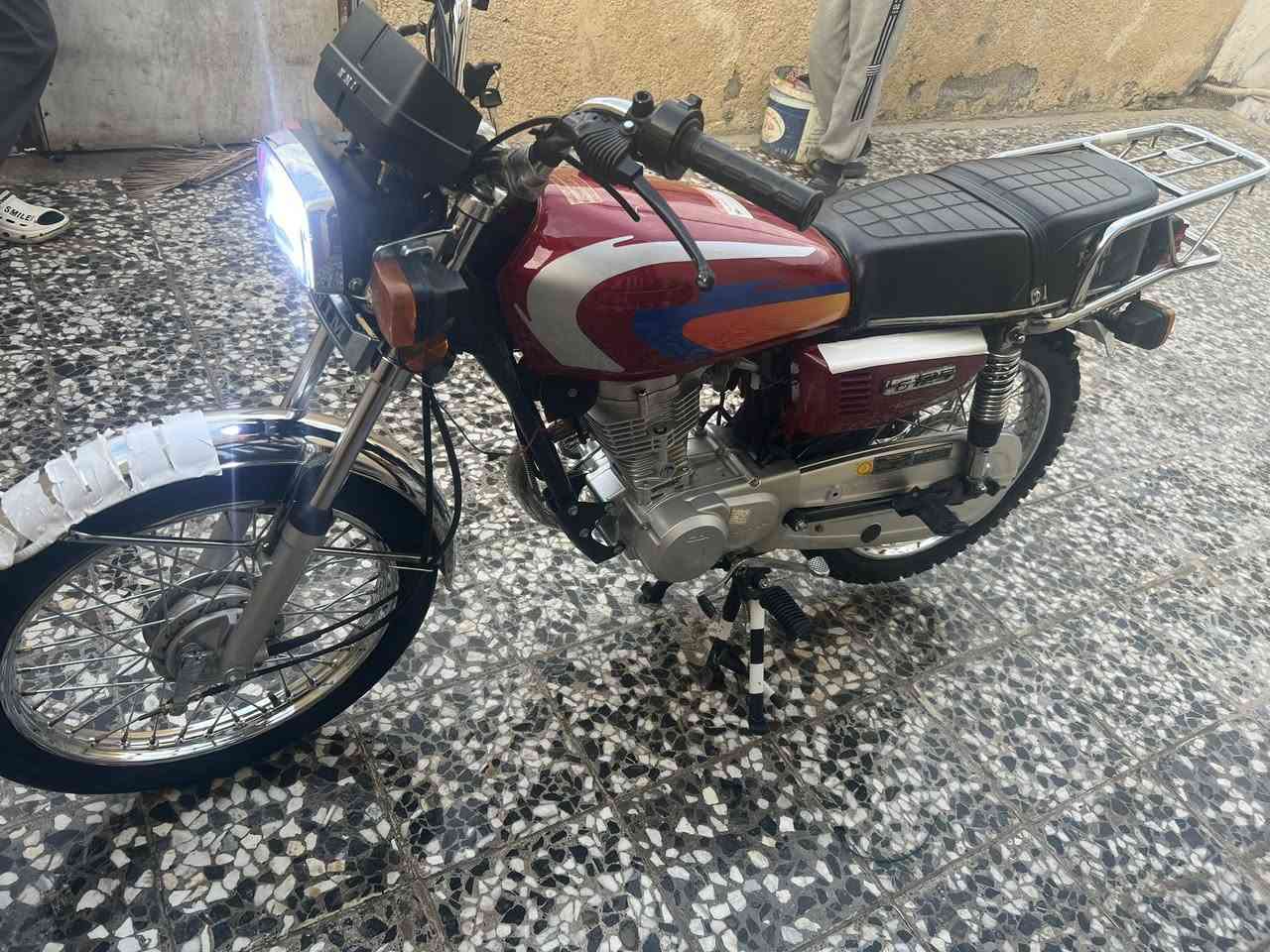 سلام عليكم
دراجه اربعه كيرر اللبيعة

اعنواني كوفه حي سبوطعش

سعرر مليون وميه وبيه مجال حك جيه 

***********

***********
