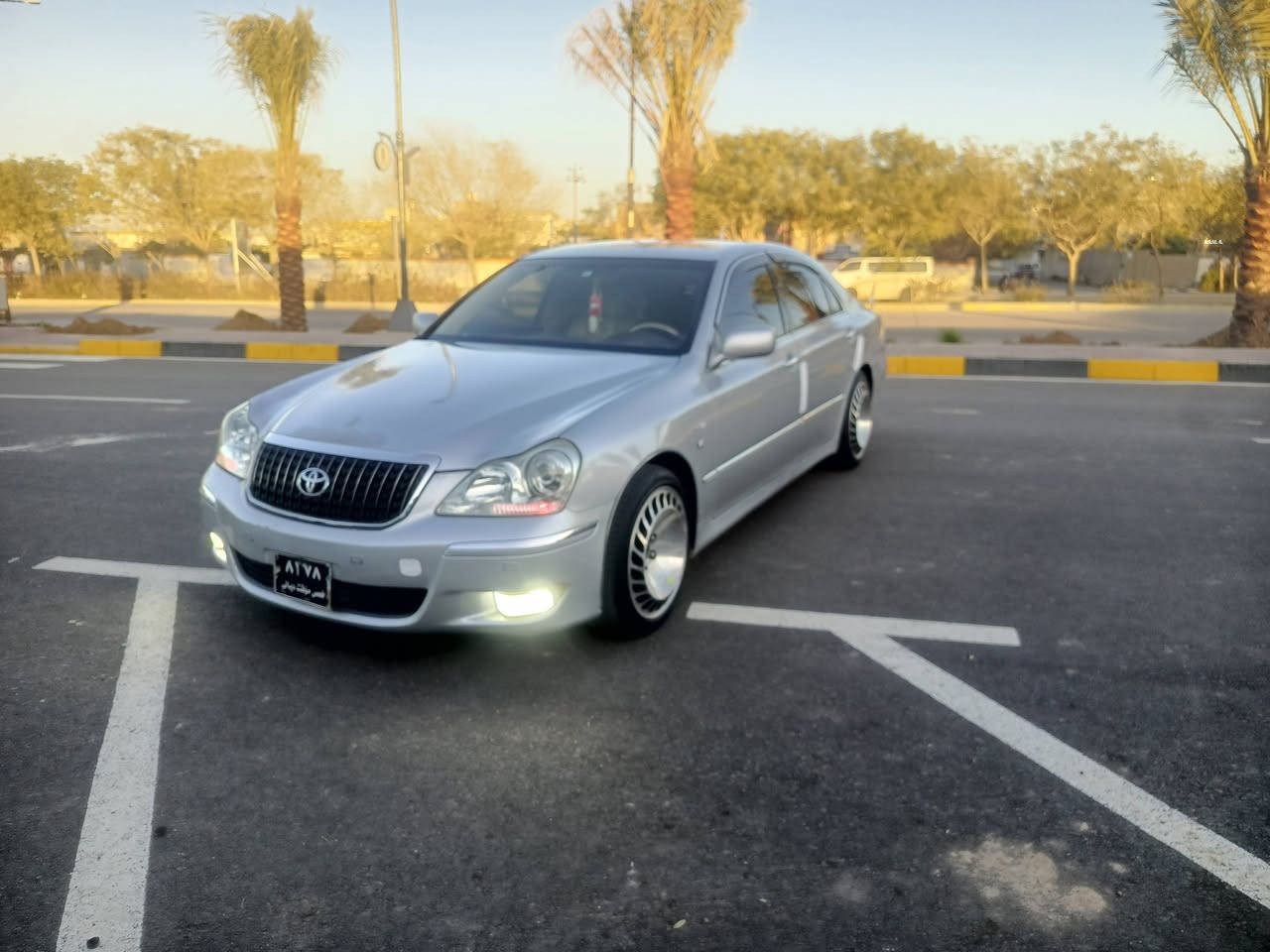 ماشاء الله ماجيستاموس موس  2007مانك 10 فول مواصفات بس سلايت نيه ناو زرديش كامره ورداره 3برديه تلاجه قبات مواصفات مصروف دوصوبنجانيه نيه اويش شماري خومه ***********
