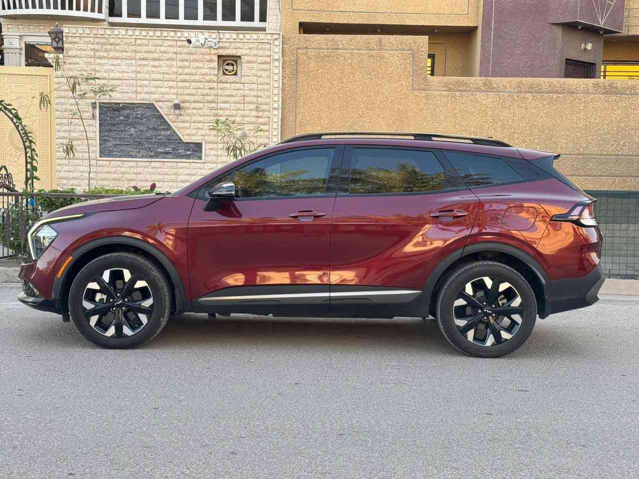 سبورتج 2023
فول واحد عل واحد رقم بغداد جديد
حادث حافة البنيد ونفسة مصلح الباقي كفالة عامة
المواصفات : بصمة / بانوراما / جنطة كهرباء / تشغيل عن بعد / شاشة ديجتال / جلد / كرسي كهرباء / تدفئة كشنات / فور ويل / اطفاء ذاتي / شاحن وايرليس / هندبريك دكمة / حساسات / قطعتين تبريد / مود درايف / LED امامي وخلفي / محرك 2500 / مانع انحدار /  اوتو هولد / مانع انزلاق / رادار امامي / رادار جانبي

سعر 220$ وبي مجال 
مكان بغداد ***********
