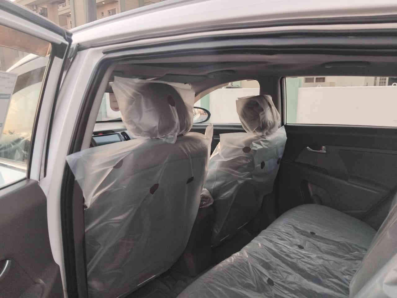 سلام عليكم كيا سبورتج 2011 خليجه شركه العامه سياره فول موصفات سياره مال بيت سياره جاهز مكينه كير تبريد حداديه كله جاهزه ألف ماتصرف عليه مكاني بغداد 
 ***********
