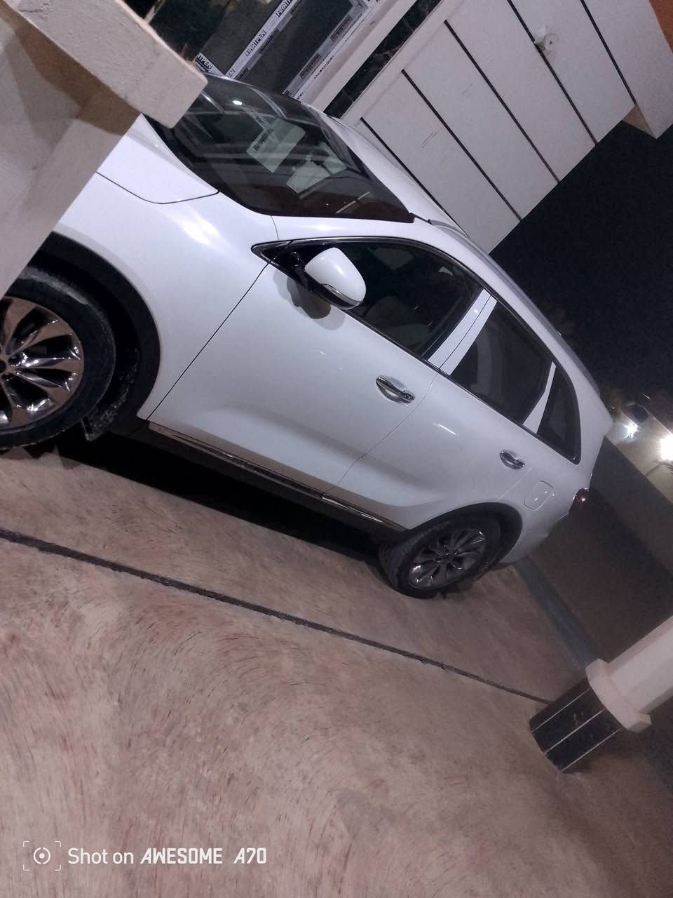 السلام عليكم 
سورنتو للبيع موديل 2020  فول عدا الفتحه المواصفات معروفه تحويل بنفس اليوم السعر 260 بيع مستعجل/*********** عامريه الفلوجه
