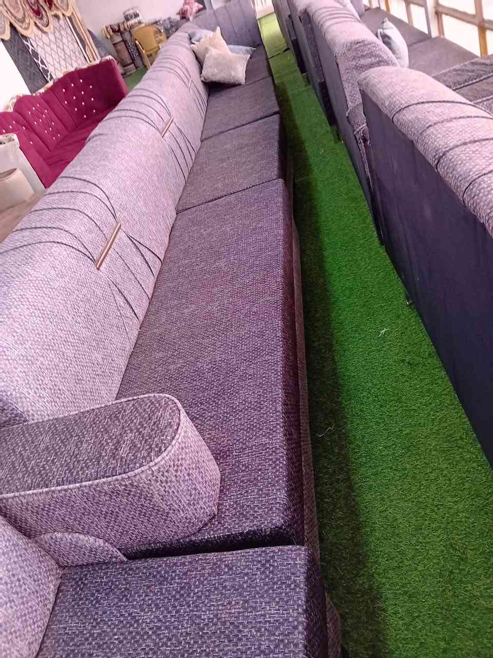 متوفر تخم قنفات ديوان للبيع كلها جديد ومتوفر جميع الألوان والسعر الواحد 500,000 وبي مجال العنوان ناحية الفرات الرقم ***********
