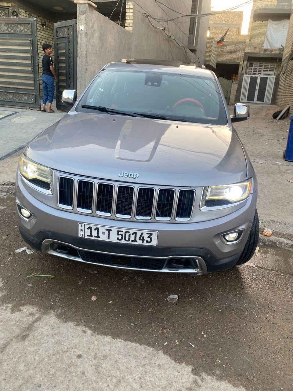 سلام عليكم جيب لاريدو ٢٠١٥ سيارة فول لاخير مابيهة اي نقص ماذب عليهة الف دينار السعر ١٦٥وبيهة مجال ***********
