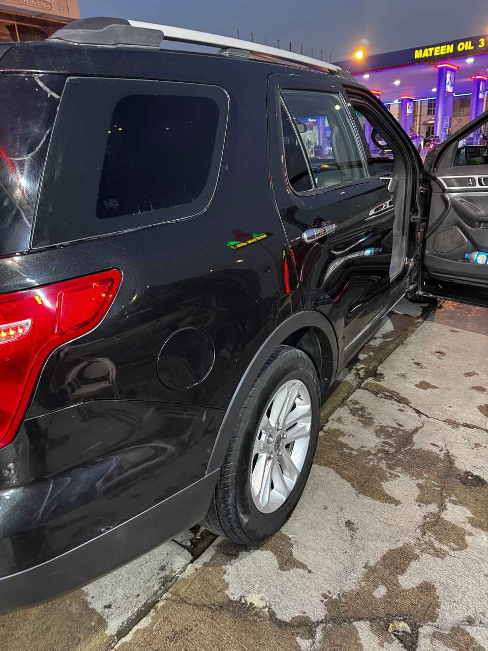 فورد اكسبلور موديل 2011 محرك 3500 v6 فول مواصفات بدون سلايد كشنات جلد كهرباء شاشة كبيرة اصلية كاميرا حساسات خلفية حساسات لايت صبغ قطعة واحدة جاملخ امامي يمين فقط للبيع السعر 135$ مجال قليل سنوية جديد وهزة شهر 10-2026 السيارة بإسمي تحويل شرط


**إذا كنت صاحب هذا الإعلان وتريد حذفه لأي سبب، رجاءا أرسل رسالة إلى الدعم الفني**