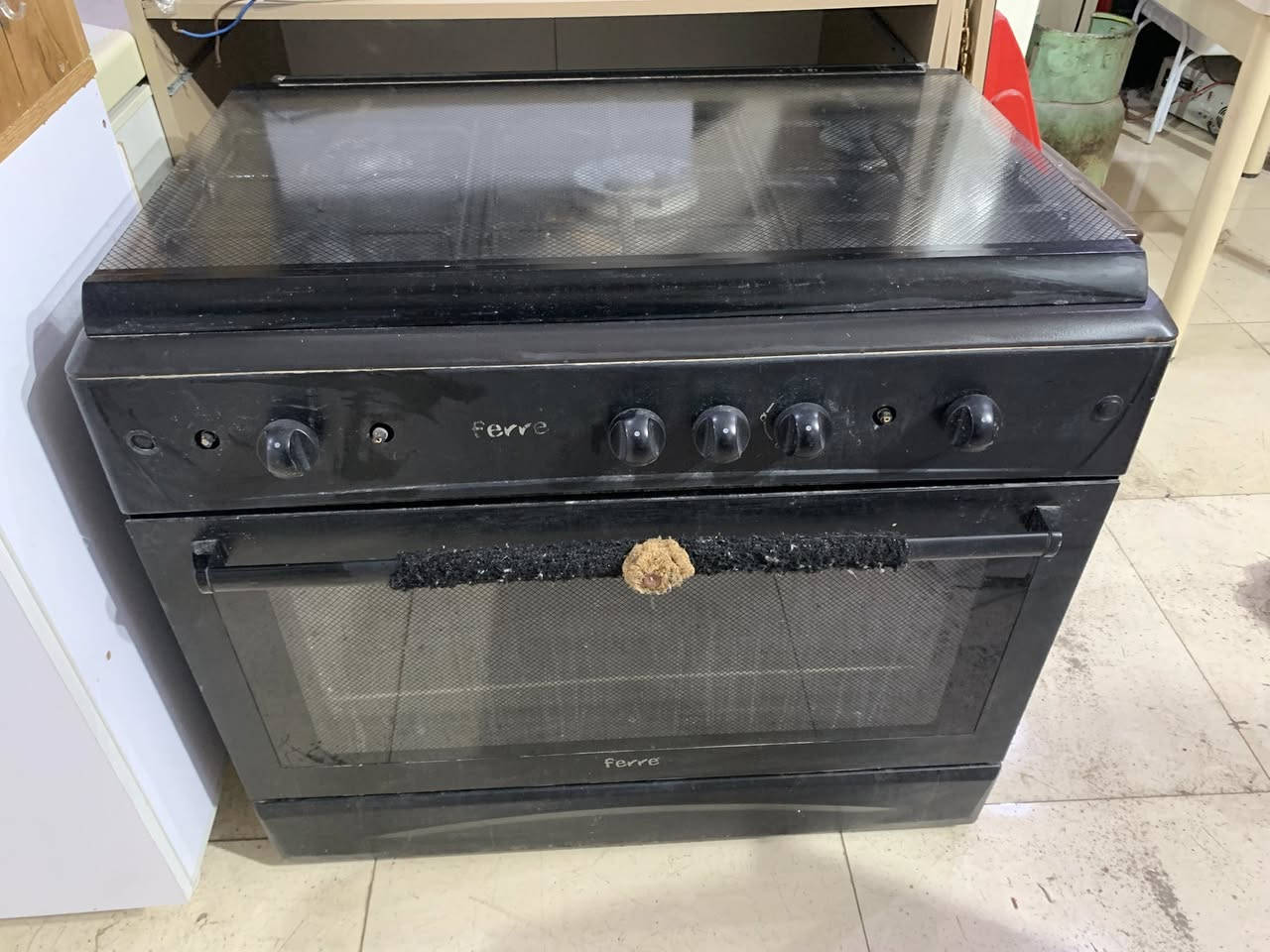 غراض للبيع 
العنوان /  سرجنار شارع ابو سناء مجاور فندق برج الحياة بالضبط للاستفسار الاتصال 
***********
 واتساب ***********
يوجد توصيل كركوك وديالى وبغداد والأنبار حسب القطعة
