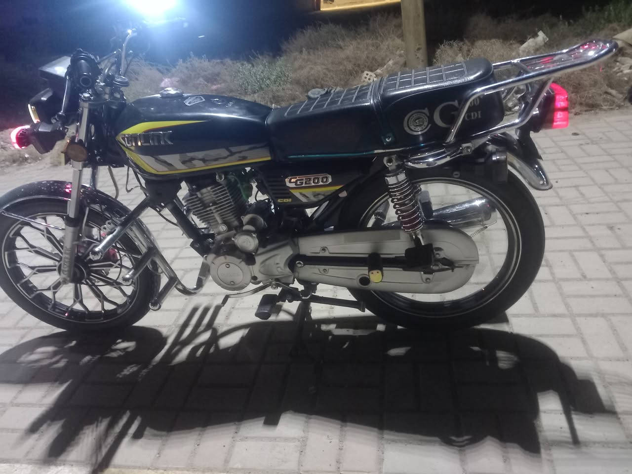 سيفان 24 باب اول
سيفان 24 باب اول
لون اسود محرك 200  نشاط فول
 شاشة  شغله 
كهربائيات كاملة
نضافة خير من الله
السعر 800 بي مجال 
*********** او خاص  رجائن مو شراي لا يكسر بل حلاال مطور نضيف بماعنه كلمه رحمه والديكم
