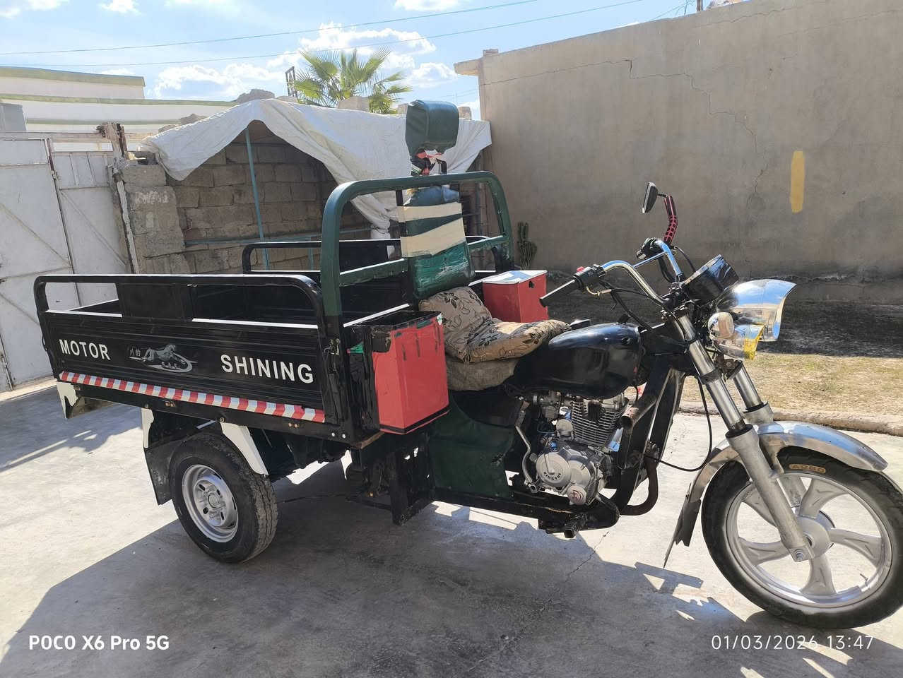 السلام عليكم 
ستوته موديل 18 محرك 25
ستوته نضيفه گدام العين 
كهربائيات كله شغال بس باتري ضعيف تريد باتري
منفيس موجود 
#سعر1150
مليون وميه وخمسين
***********
