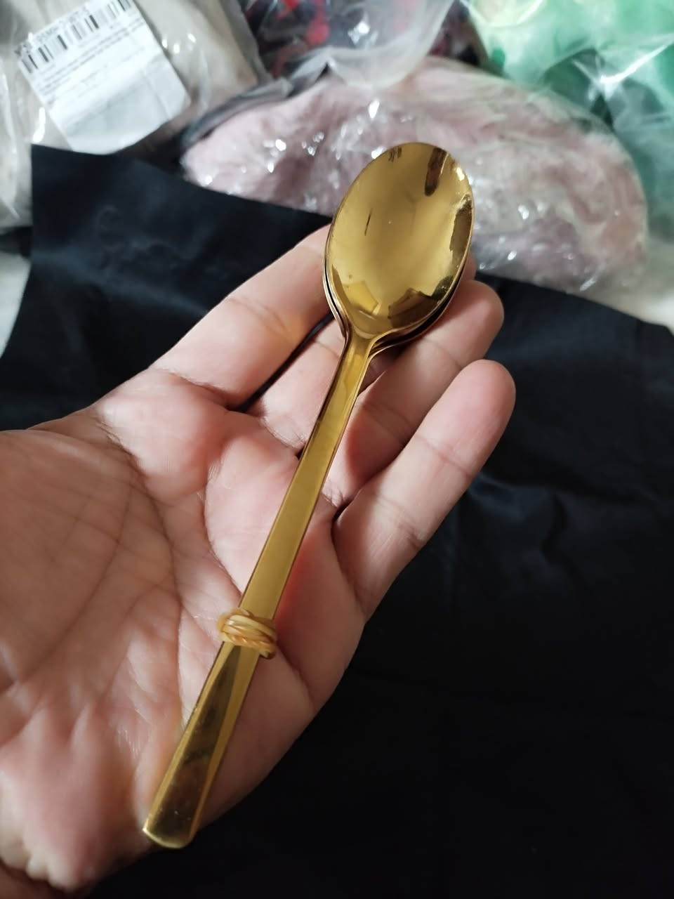 ملاعق الطعام عددهن 3قطع الوزن الثقيل على اول تم 1500


**إذا كنت صاحب هذا الإعلان وتريد حذفه لأي سبب، رجاءا أرسل رسالة إلى الدعم الفني**