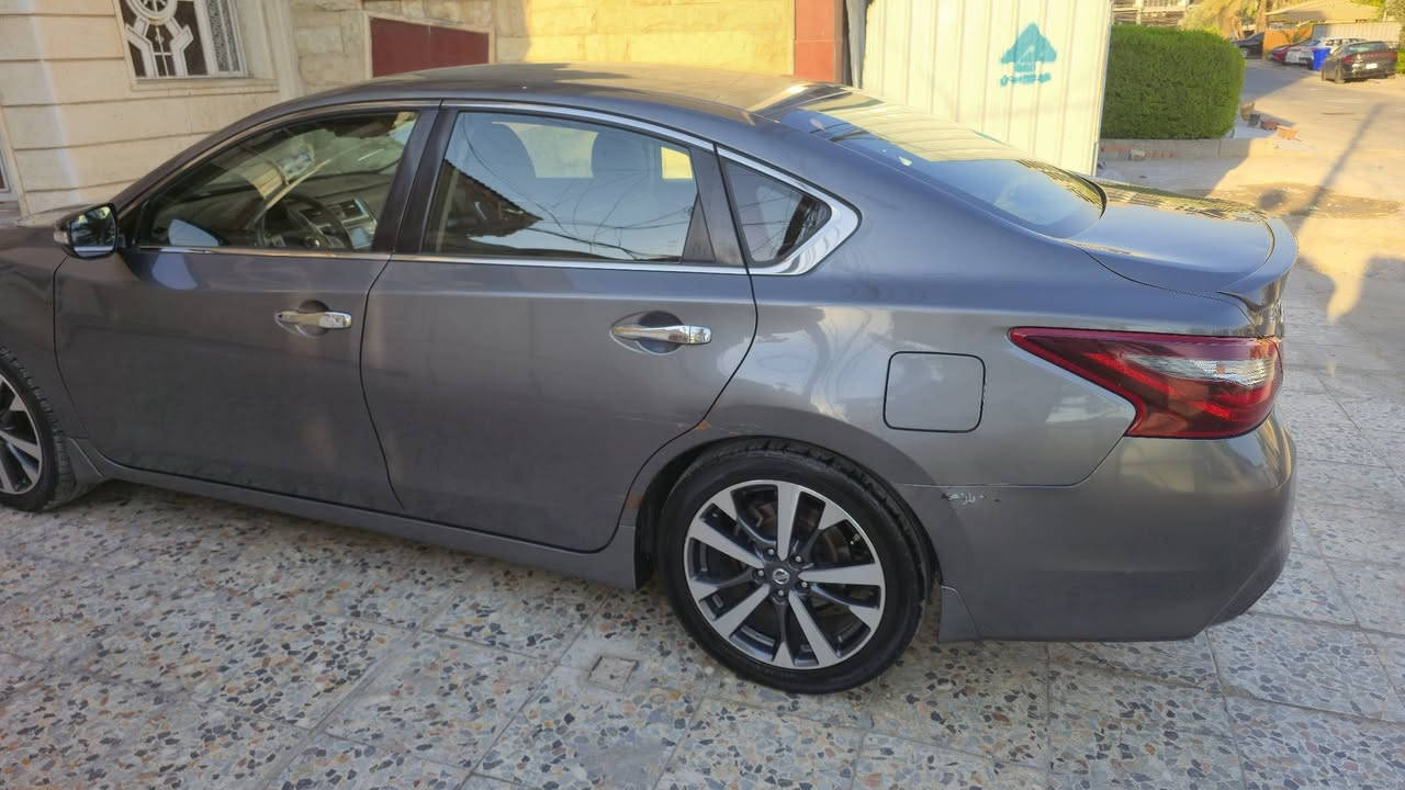 Nissan Altima 2017 2.5 SV

ماشيه 155 الف كيلو متر 

وارد امريكي حادثها بسيط جاملغ خلفي مثل ما موضح بالصوره

محرك ٢٥٠٠ 

تحكم ستيرن جهتين وشاشه عرض معلومات 
بلوتوث 
تبريد ثلج

نضام سبورت نضام عادي

کامره خلفية 
الايرباك بلادي مطاك اي واحد

بصمه وتشغيل عن بعد ويل كب

منفذ يوس ابي عدد 1 جداحة عدد 2

السعر 115 بيهه مجال بسيط
بغداد المنصور


**إذا كنت صاحب هذا الإعلان وتريد حذفه لأي سبب، رجاءا أرسل رسالة إلى الدعم الفني**