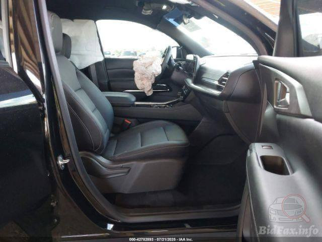 ترافرس ٢٠٢٥ فئة ال تي بلاك ايدشن 

الحادث موضح بالصور مواصفات ( مقاعد جلد وتدفئة - كشن السايق كهرباء - خمس كامرات محيطية - ابواب بصمة وتشغيل عن بعد - صندوق كهرباء - حساس خلفي - رادارات وتحكمات وقيادة ذاتية )
والسيارة مكطوعة من مزاد الناجح / بغداد-حي الجامعة و موجودة في الاردن الحرة حاليا 

على وضعها في الاردن الحرة بدون كمرك بدون تصليح 
وبالامكان ادخالها على كتاب ذوي الشهداء
للاستفسار *********** 
في حاال عدم الرد متوفر واتساب
