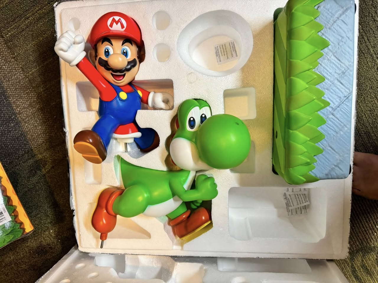 سلام عليكم . بعدكم تحبون لعبة ماريو Mario . البارحة نشرت سيارة عملاقة واليوم مجسم عملاق وزنه ١٠ كيلوات تقريبا . رقم القطعة ٦٦٠ . تفرجوا


**إذا كنت صاحب هذا الإعلان وتريد حذفه لأي سبب، رجاءا أرسل رسالة إلى الدعم الفني**