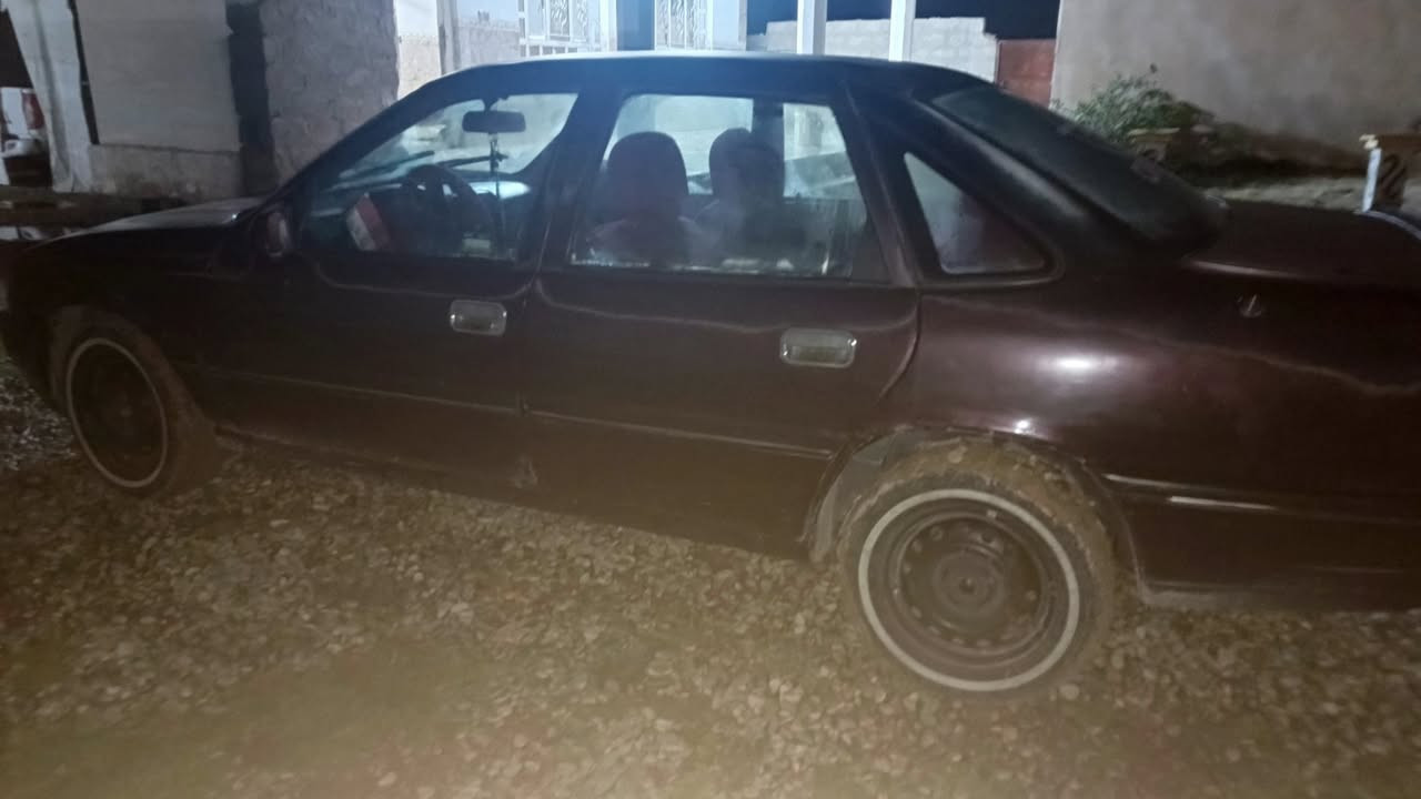 السَلٱمٌ عـَلـْيگمّ-ۈرحـْمّـٌة ٱللـّہ ﯙبُرگـّاتہ مكلف بنشر فكترة حجم 18 رقم الماني موديل1991 محرك شرط كير شرط  كابون بانزين بيه. تريد تحويل تريد وكالة السعر 47 وترهم اب  مقدمة للتواصل عبر الرقم ***********
