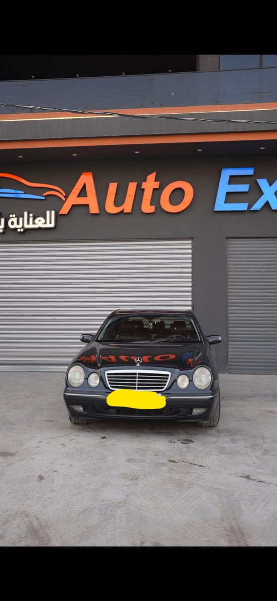 سياره مصبوغه صبغ درجه اولى   مناقصها شي مكفوله من الحادث والخياس حشاكم ولا كلوب بيها ميشتغل صيانه كامله من حداديه وكهربائيات عليها نانو سيراميك كامل داخل وخارج
صدر امامي خلفي كله مبدل 

 سياره ترايها ماشاء الله 

السعر المطلوب 13.500 وبي مجال للاتصال بالرقم *********** فيس ممتواجد اعتذر جدا 

اليجي الف هلا بي سياره موجوده بغداد الدوره شارع ابو الطياره
