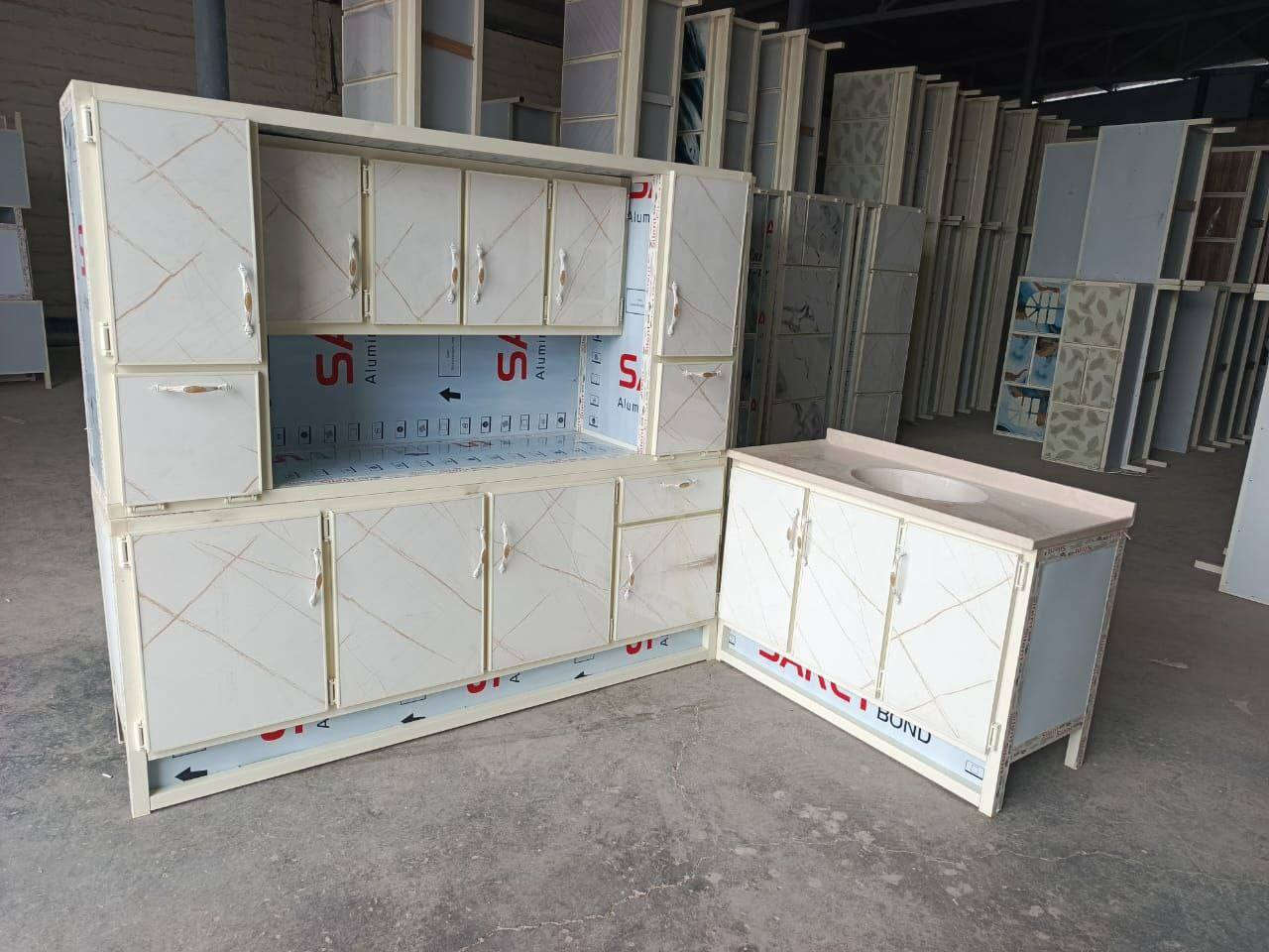 كاونتر مترين. أرضي. مترين. ملحق .  مع سنك مرمر متر و 20 سم.
سقف الارضي ع طوله مقوى بالخشب. ☝️☝️☝️

السعر 335

توصيل مجاني   بغداد.

فلوجه  خالديه صقلاويه عامريه  كرمه. توصيل.  رمادي15

كربلاء نجف ديوانيه. بابل. توصيل 10

توصيل ديالى 
بعقوبة خالص 25
واسط  25
الموفقيه الحي شيخ سعد،50

بلد روز مقدادية  خانقين  شهربان ابو صيدة  35

صلاح الدين 
بلد // يثرب// اسحاقي//  سامرة  //تكريت 25

علم // 35.   بيجي 50
  
توصيل ناصريه ميسان سماوه بصره 35


**إذا كنت صاحب هذا الإعلان وتريد حذفه لأي سبب، رجاءا أرسل رسالة إلى الدعم الفني**