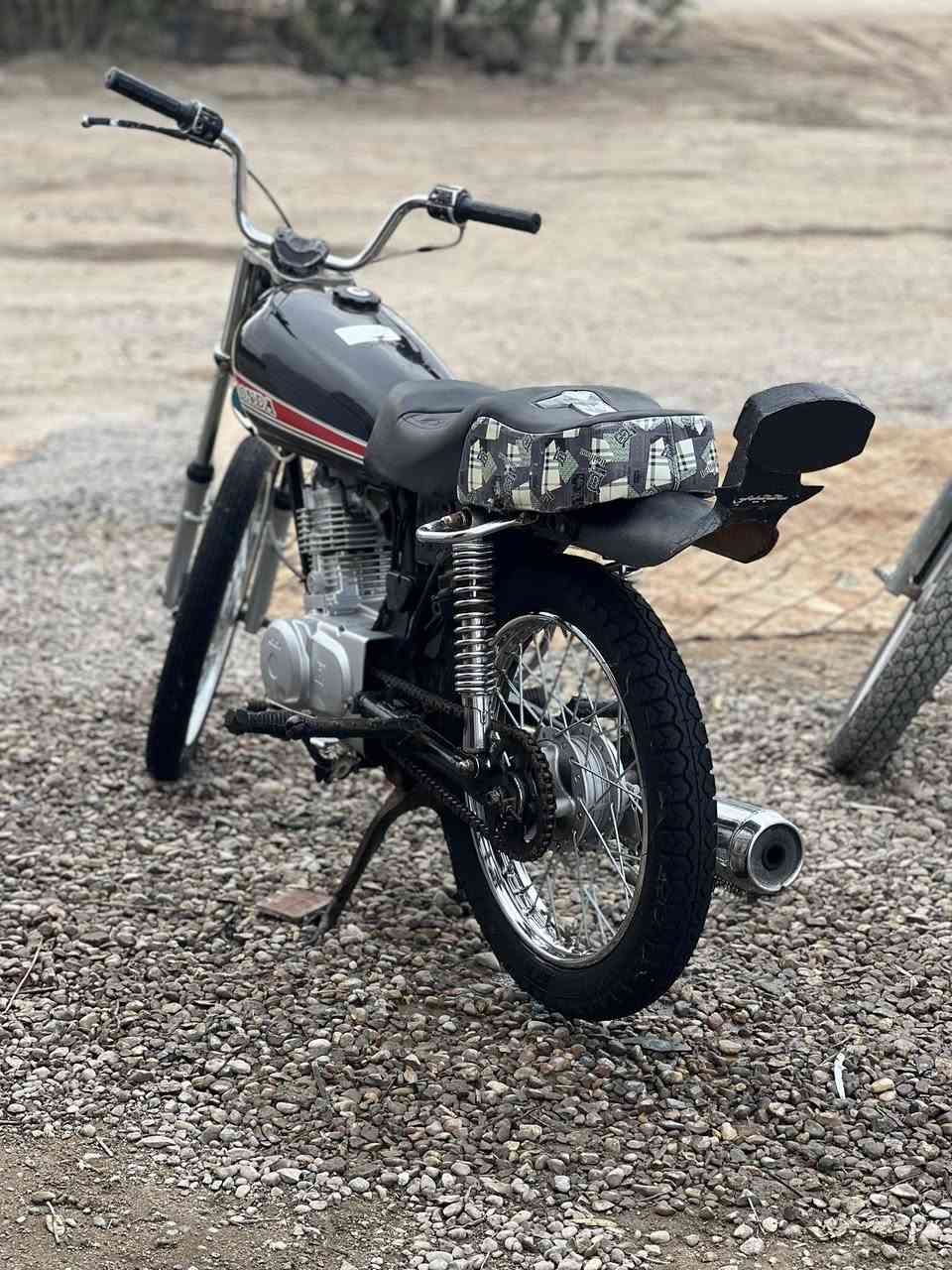 درجه للبيع أوراق 22


**إذا كنت صاحب هذا الإعلان وتريد حذفه لأي سبب، رجاءا أرسل رسالة إلى الدعم الفني**