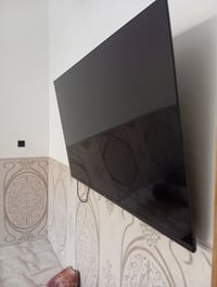 عندي شاشه حجم 40بوصه للبيع شرط الفحص استعمال جداً قليل حديثه الصنع مام...