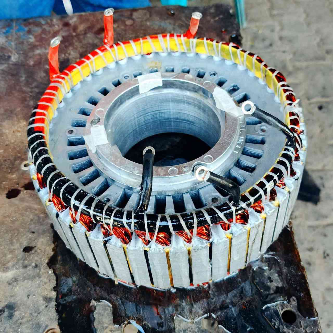 السلام عليكم ورحمه الله وبركاته....
ورشة الصادق 
مستعدون للف وتصليح كافة رؤوس التوليد والمولدات  والماطورات الصناعية وعمل موقعيا مع الضمان لمدة 6 اشهر 
رقم الهاتف ..... المهندس 

 ***********
***********
