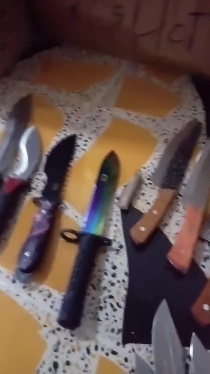هەموی پیکە وە دیفرشم دانە ی 1500دینار کە یاندن لە سر خومانە


**إذا كنت صاحب هذا الإعلان وتريد حذفه لأي سبب، رجاءا أرسل رسالة إلى الدعم الفني**