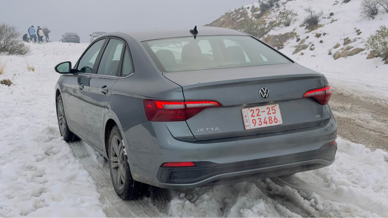 Jetta 2024 SE فولی بێ بانوراما 
بصمە و شغال کشن هیتەر و جلد و کارەکابی 
بێ بویاغە هندەک قوپی لە بونیت  هەیە رەسمم دانایە . بێ ناوگرتن  بێ شاصی . رادیتر و پانکە بلادی  بە شەرت✅
ئیرباگ سوکان بیلاد دانراوتەوە 
نرخ ١٥٩$. واتس ئەپ *********** أربيل, العراق
