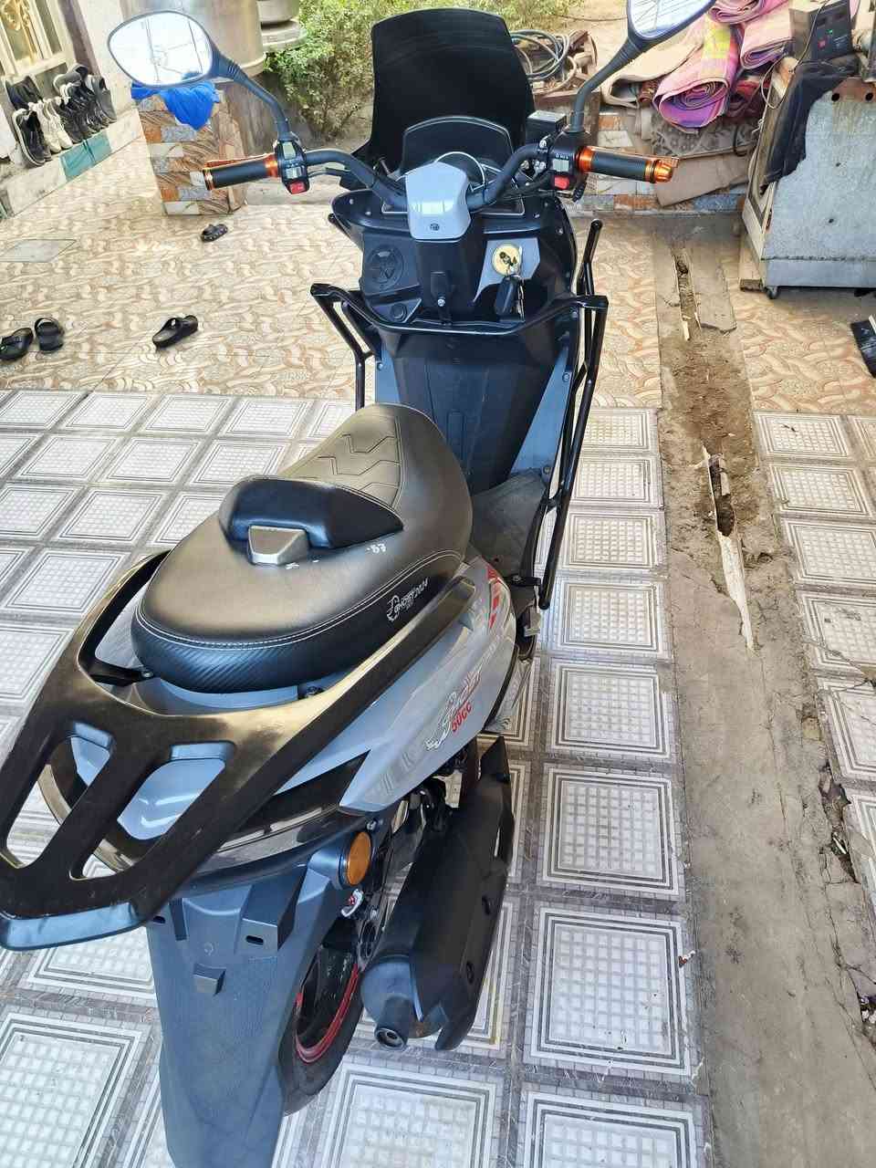 السلام عليكم دراجه للبيع 850 وبيها مجال مكاني كربلاء طوريج دراجه نضيفه موديل 2024 بصمتين تشغيل عن بعد
رقم ***********
