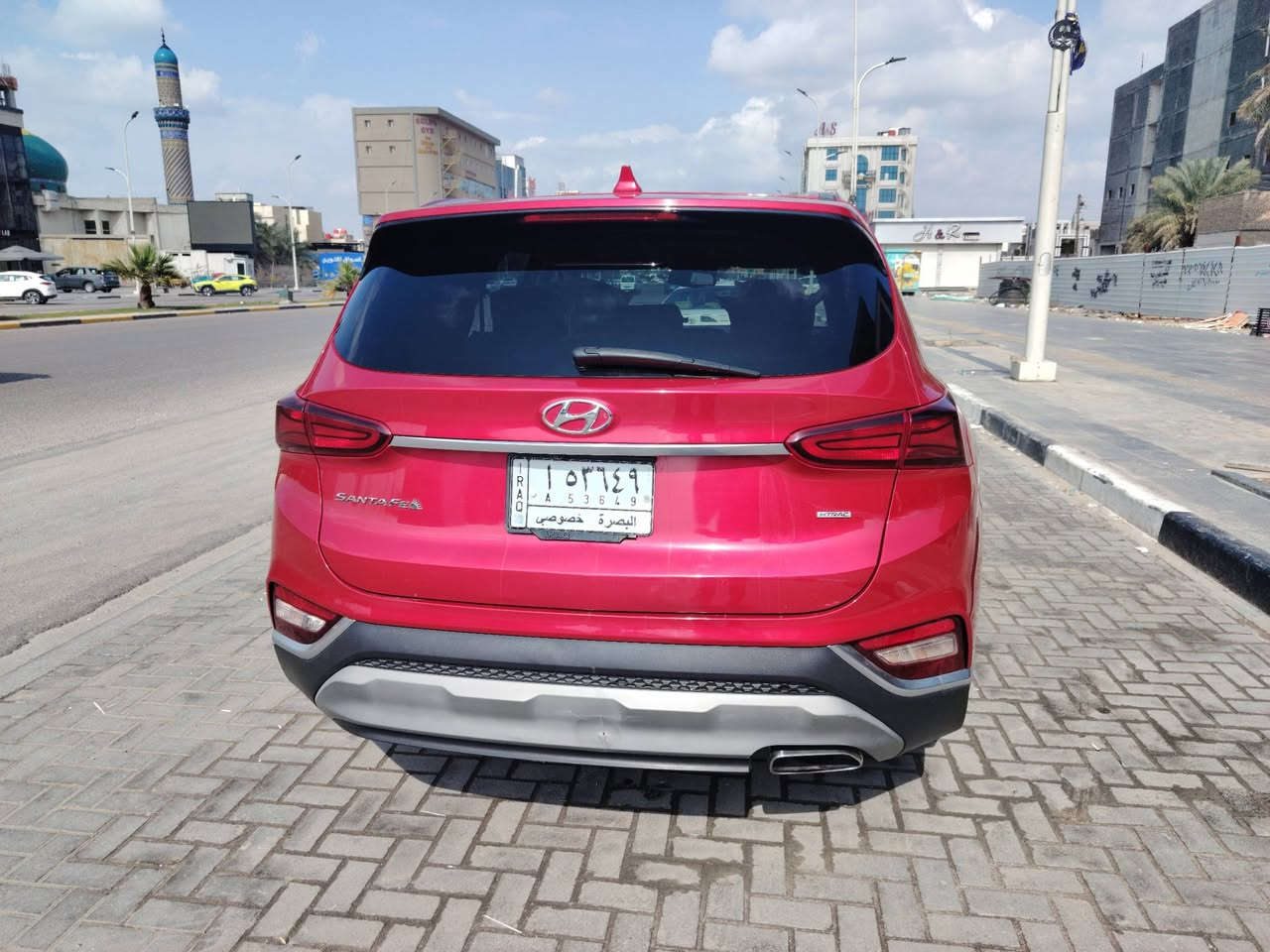 سنتافي موديل ٢٠٢٠ وارد أمريكي محرك ٢٤٠٠
فول مواصفات بدون فتحة حادثها خفيف العنوان البصرة التميمية 
***********
