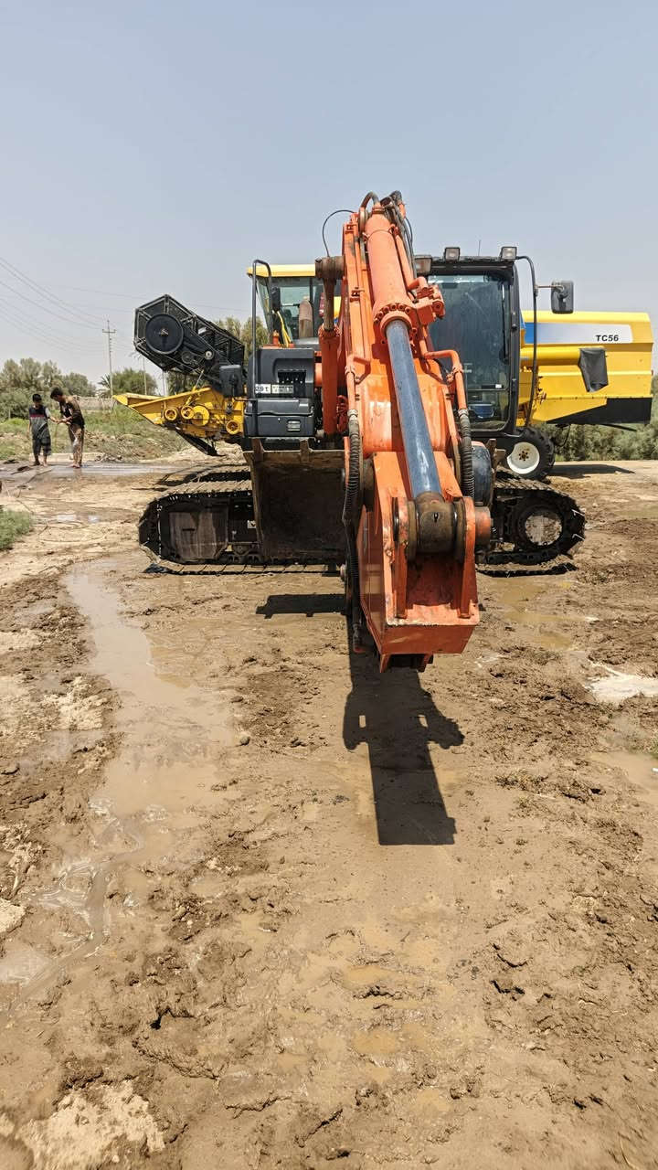 سلام عليكم من رخصه مدير لكروب حفارة بي فايف موديل 2019 رقم واسط بسمي مكفولة عامه للستفسار اتصل ***********///***********
