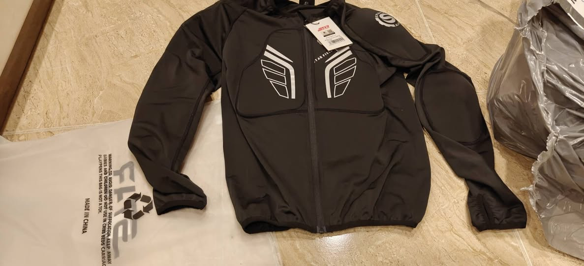 جاكيت للبيع جديد لوك صيفى 
كامل درع ويا سعر 45 الف


**إذا كنت صاحب هذا الإعلان وتريد حذفه لأي سبب، رجاءا أرسل رسالة إلى الدعم الفني**