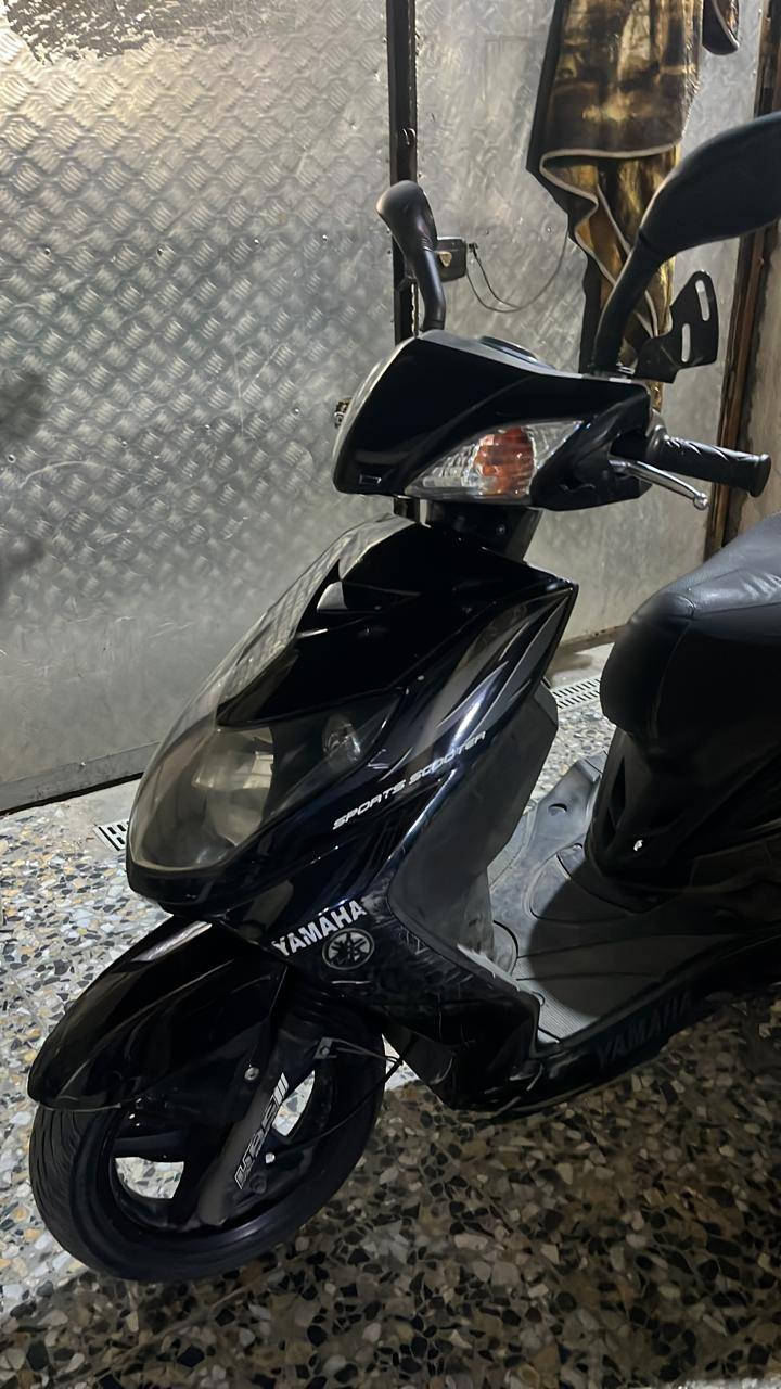 السلام عليكم 
دراجه  سكنس نوزل نضافه كدام عينك  الدراجه كامله مكمله 
السعرر 750 الف وبيهه مجال ***********
