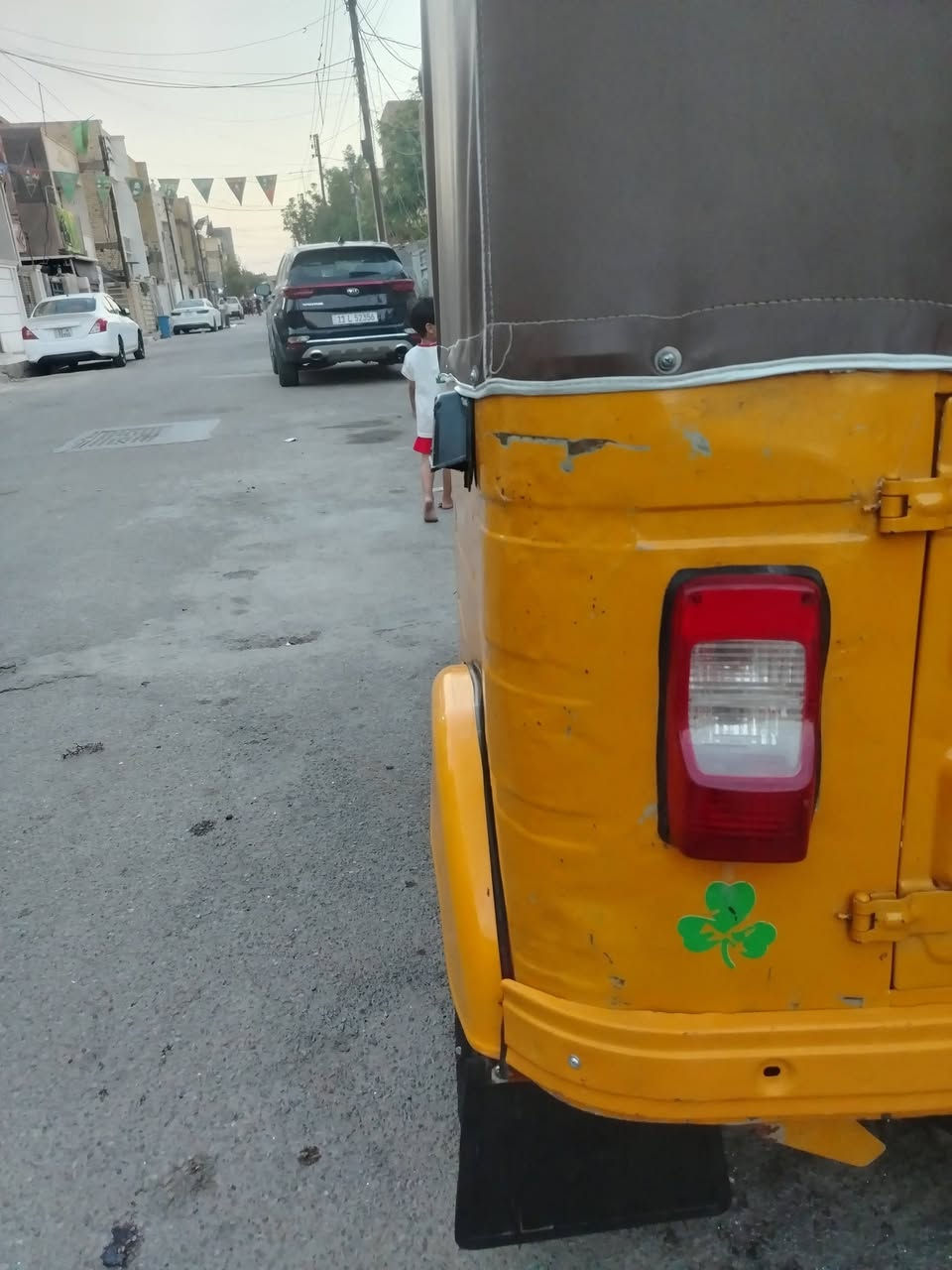 سلام عليكم تكتك البيع موديل 2019 رقم وسنويه بسمي تحويل ثاني يوم تكتك كامله من كل شي مال جناي عارضه ب5800 وبيه مجال العنوان البياع تقاطع درويش رقم  ***********  وخاص مفتوح
