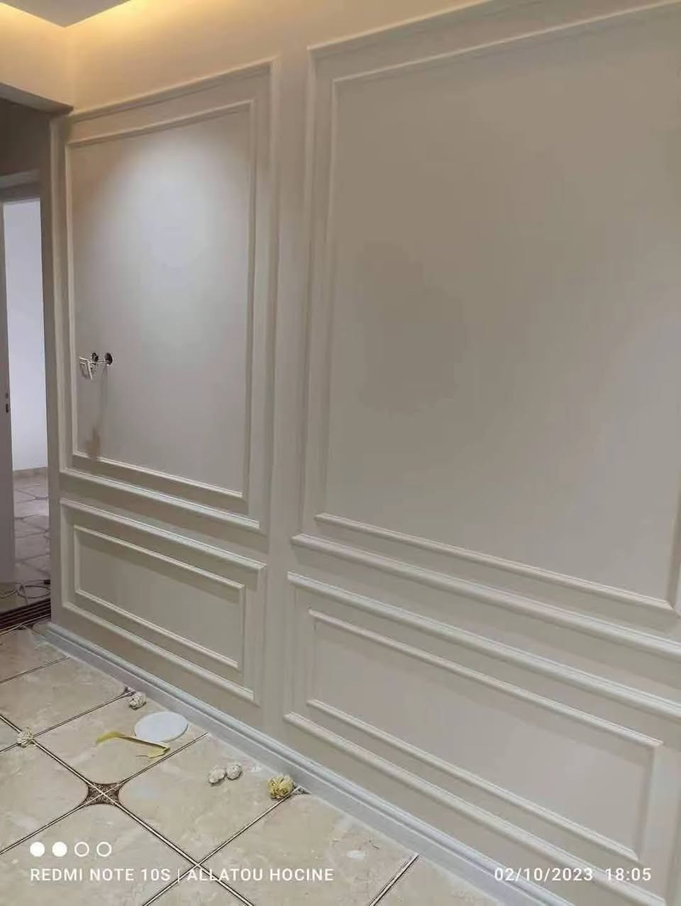 يوجد بيت للبيع مساحه ٢٠٠م و١٠٠م ،وقطع اراضي،ومقاولات بناء بيوت وسقوف ثانويه  للإستفسار الاتصال على رقم فقط ***********
***********
