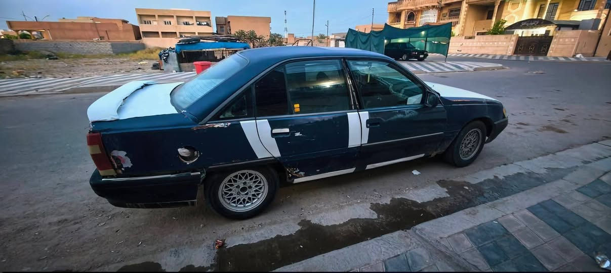 لبيع او مراوس وبل اوميكه 
كير ومحرك مارك ونجي 6سلندر
كير شرط
محرك شرط
تايرات نص عمر
صدر جديد
دوشمه جديد 
مسجل وسمعات جدد
باتري جديد
سياره جاهزه بس خليلها بانزين وتطلع بيها
رقمها فحص كركوك شرط تريد تحويل او وكاله سعرها 9وبيها مجال ماكن سياره تكريت ***********
