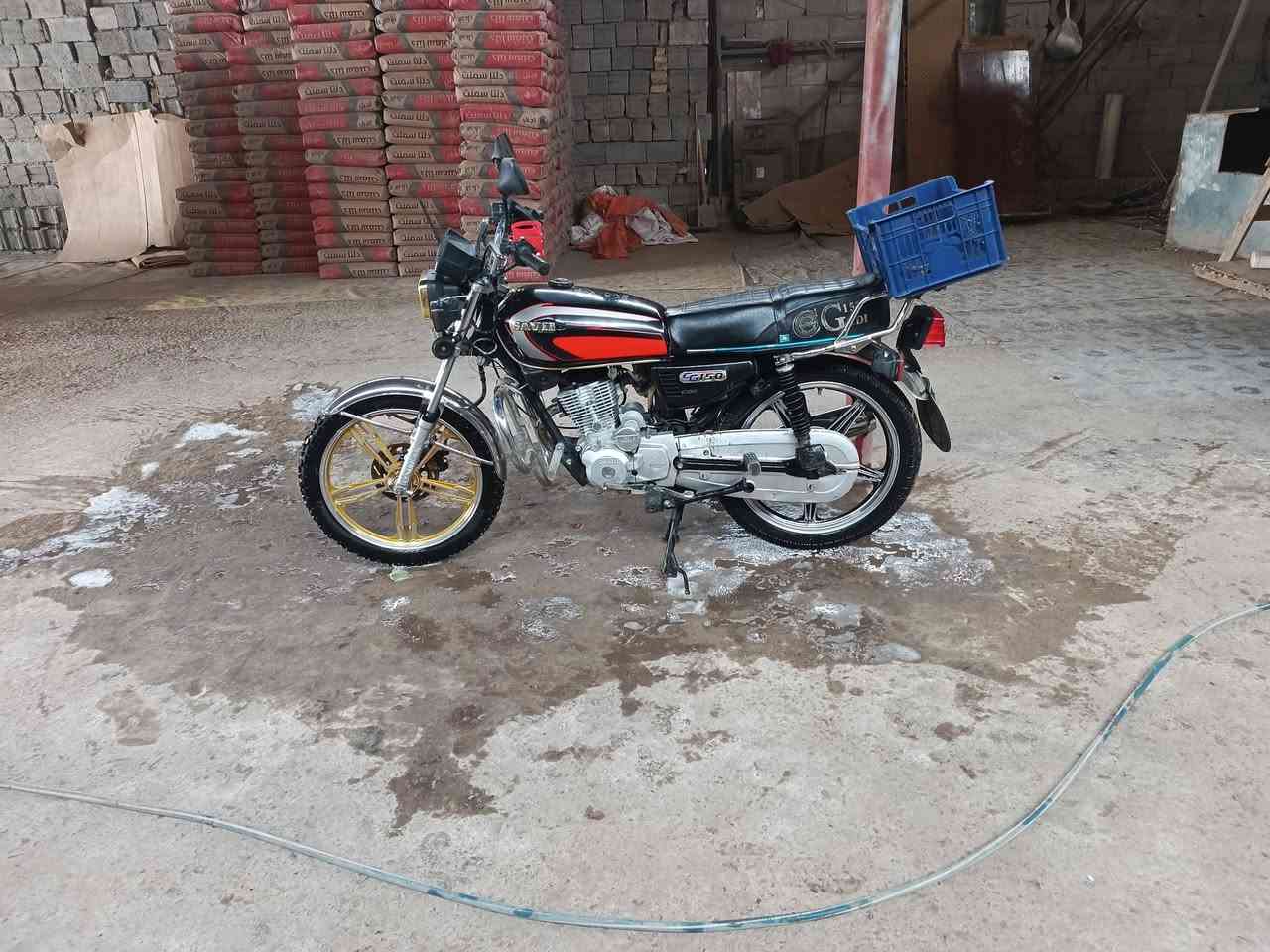 السلام عليكم
دراجة سيفون موديل 2023 اوراق كاملة سعرها 650 
مكاني بغداد حسينية الراشدية ***********
