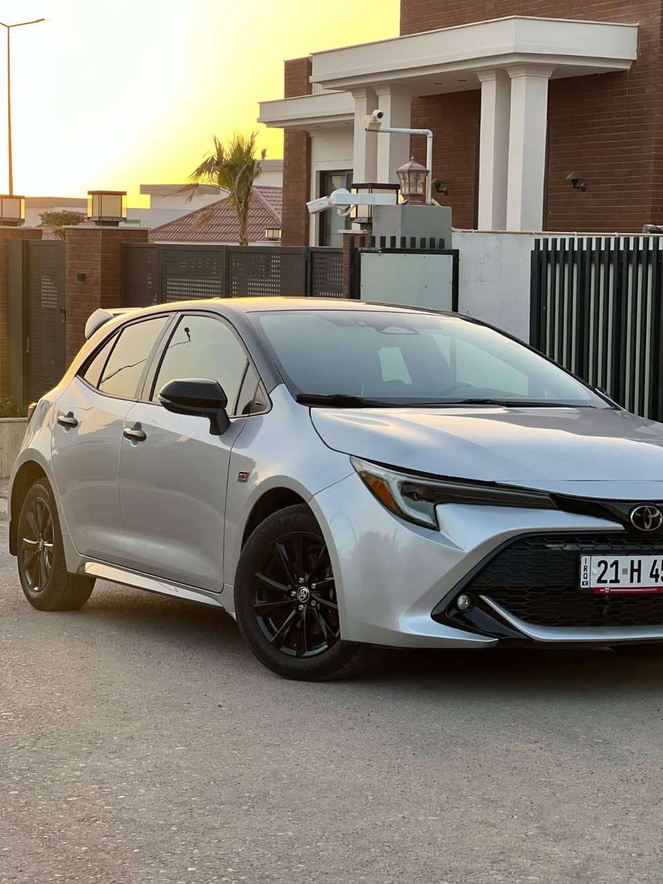 كورولا هاتشباك 2024
بدون ايرباك. ماشي 14 الف km
محرك 2.0
موصفات se. رادار تحكم استيرن مانع انحراف عن مسار 
شفتات استيرن. مود قيادة ايكو وايكو بلص. و سبورت 
سقف مغلف ppf اسود

0771 999 6888
