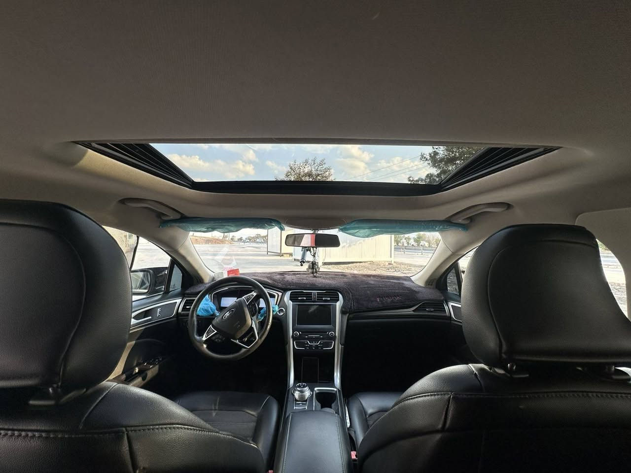 Se plus 2017فۆڕد ڤیوژن 
Eco boost 
مەکینە 20 تۆڕبۆ 
گێڕ سوکان
گێڕ ماوس 
٣شاشە
سڵاید 
کوشن  کارەبای 
کامێرا  و حاسە 
لایت ئەوتۆ 
ئێرباگی بیلادیە و نەتەقیوە 
پێش و پشت کەپس 
٤ تایەی تازەی لە ژێرە 
گێڕ و مەکینەی نەکراوەتەوە  بێ کێشە

ویلی بیلادیە 
رەسمی سۆنەرەکەم داناوە 
رەقەم شانسیم   داناوە 
سەنەوی تا ٢٠٢٩ تازەیە 
بە ناوی خۆمەوەیە

0.7.7.0.1.9.9.0.0.6.9
0.7.5.0.1.4.4.7.6.0.4 السليمانية, العراق
