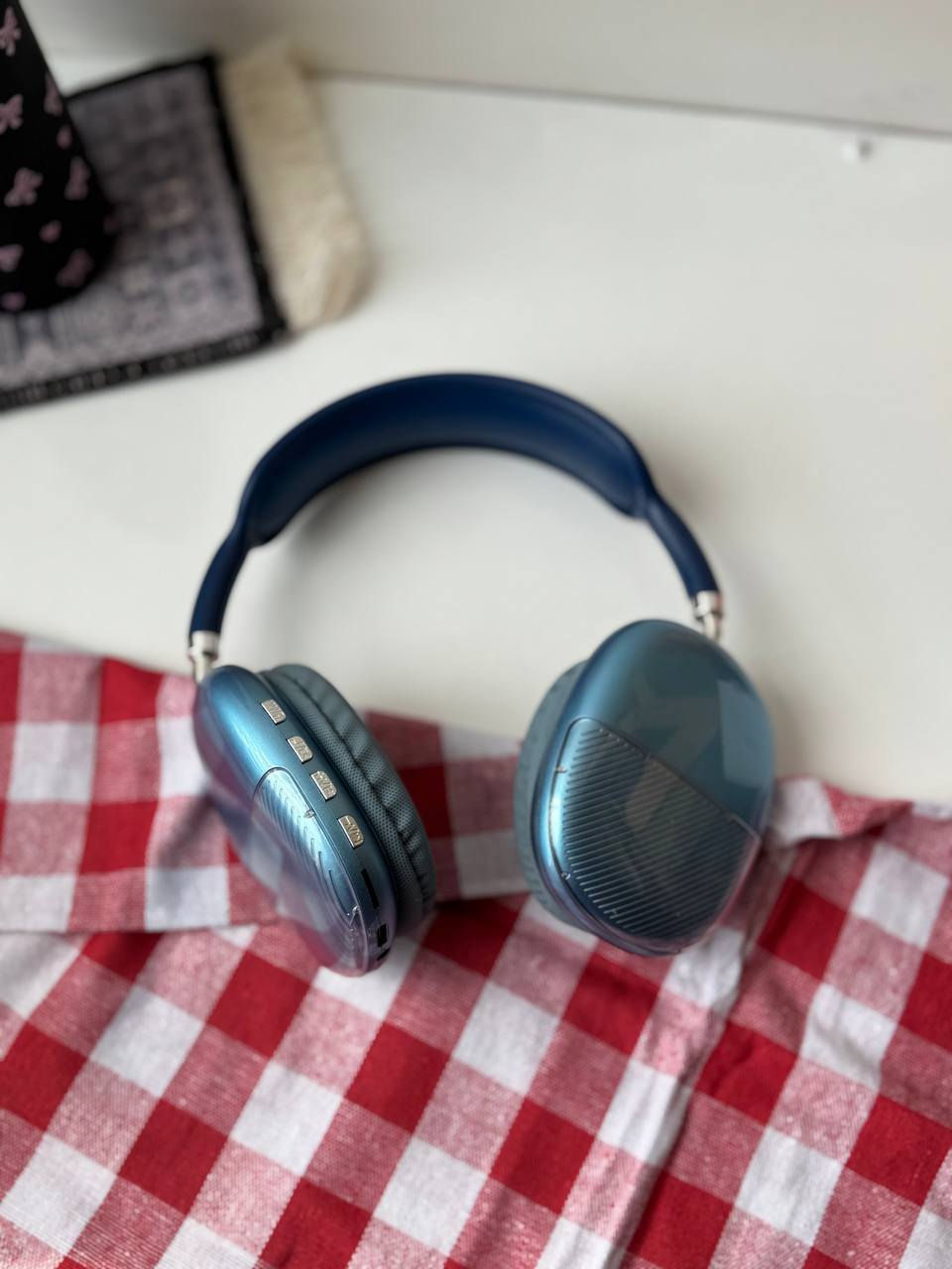 سماعة p-50 

بلوتوث اتصال سريع وثابت
 باس قوي وصوت واضح
 تدوم لحد 6 ساعات تشغيل
 وسادات مريحة + قابلة للدوران

متوفر لون ( اسود - ابيض- اخضر - احمر - ازرق )

السعر : 8 الف


**إذا كنت صاحب هذا الإعلان وتريد حذفه لأي سبب، رجاءا أرسل رسالة إلى الدعم الفني**