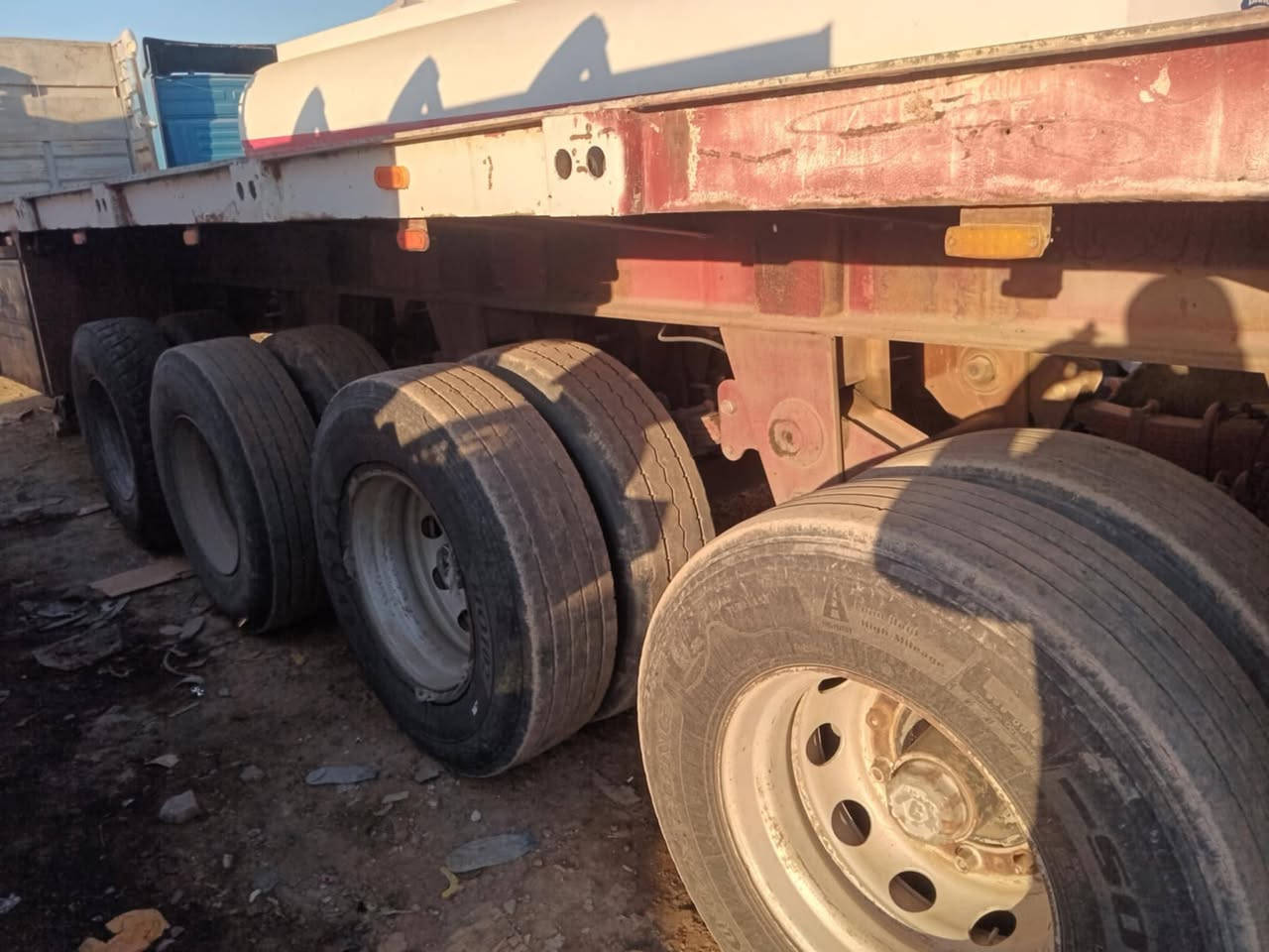 سلام عليكم عربانه بلوم محدده جديد طول ١٣و٦٠ جناب ارتفاع جنابهه موجودات مكانها بغداد الشعله رقم تليفون ***********.سعره.١٣٠
