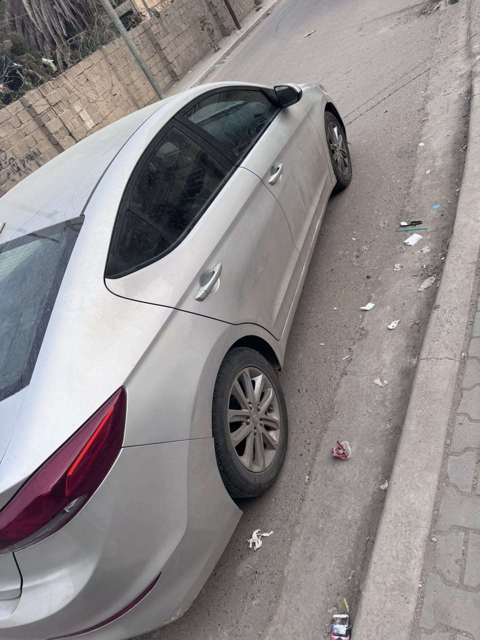 سلام عليكم النترا 2017 رقم بغداد سعرها 118$ مكان السيارة بغداد واتساب ***********
