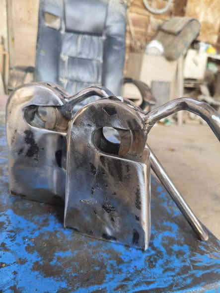 يدات بدي كنتر وهينو وفوزة درجة اولى *********** ديوانية حي الصناعي كل مستلزمات البديات موجودة يوجد توصيل لجميع المحفظات
