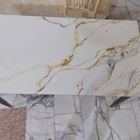 ميز طعام • ألفريم حديد • سطح بورسلين
