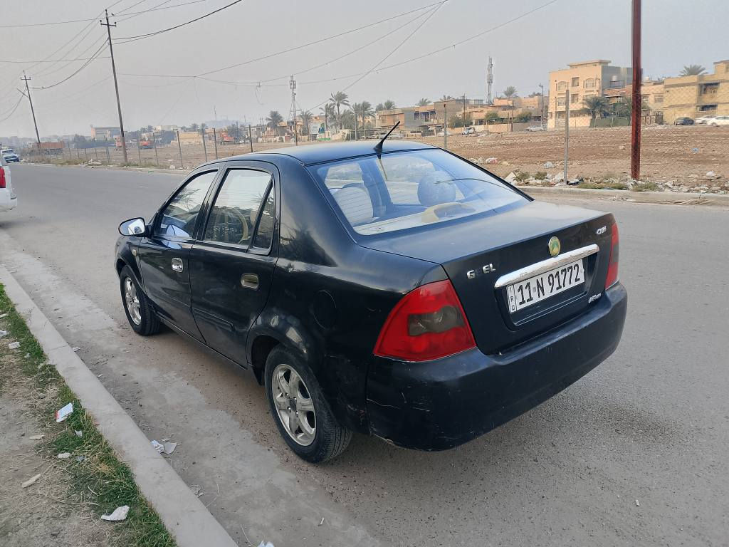 جيلي سي كي موديل 2007 ماشية 58 ألف على وضع الشركة بيها فقط جاملغ امامي مبدل اثر طخة بسيطة والتبريد ما يشتغل ما اعرف شنو مشكلته مكفولة كير ومحرك وداخل جدا نظيف والخارج أيضا اريدها ب39 ومجالها قليل مكاني بغداد واي استفسار الاتصال على هذا الرقم *********** بغداد, العراق
