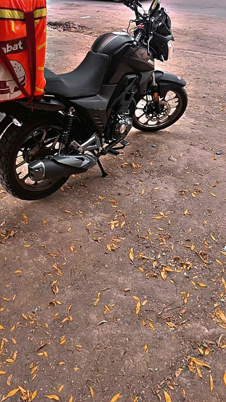 سلام عليكم دراجه RK 2024 بشهر ال 9 رقم اربيل انكليزي بأسم اخويه تريد تحويل ثاني يوم احولك تريد وكاله هم عادي  دراجه نضيفه مكينه مكفوله ممفتوحه ابد مبدل بس اكلجات بلشركه نفسها كهربائيات كلها كامله. نقصها دشبول وموجود بلشركه ب 65 باقي كله شغال..سعر 1850 ماكو هيج سعر بهيج موديل ومرقم  ونضيفه.. مكاني بغداد الدوره  ***********
