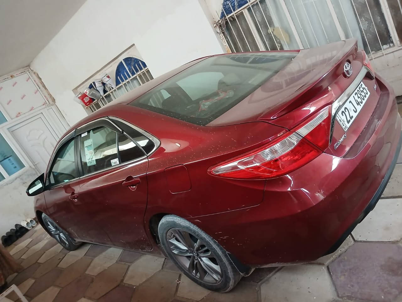 السلام عليكم 
كامري ٢٠١٦ للبيع 
مواصفات se
شفتات بالستيرن 
كير ومحرك شرط 
العنوان تكريت
السعر ١٣٨ 
 ***********
