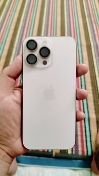 ايفون ١٦ برو ماكس ذاكره ٢٥٦ بطاريه ١٠٠٪ عدد دورات الشحن ٩٩ دوره جهاز ك...