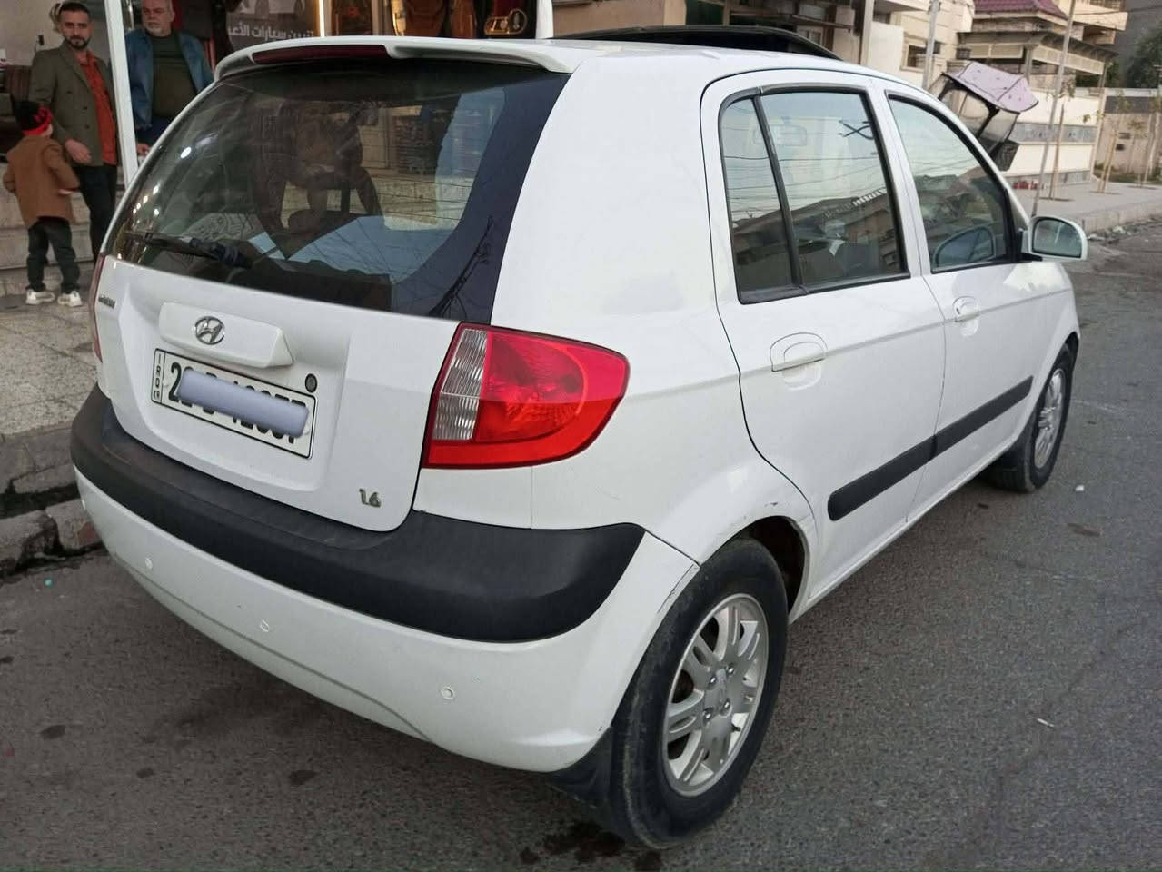 هونداي كيتز 2008 اربيل
فول مواصفات 
محرك حجم 16 
ماشيه 170
بدون صبغ
كير ومحرك وتبريد شرط
وشرط وكاله والتحويل 
للتواصل اتصل ***********
