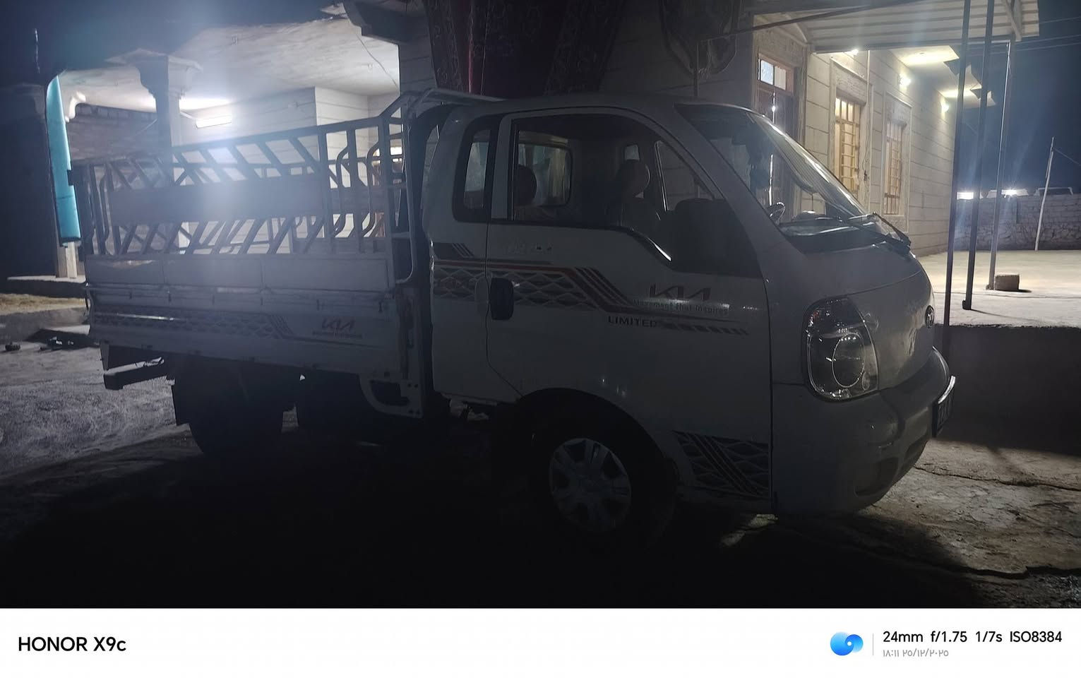 كيه مديل 2010رغم نينوى بأسمي كير ومحرك شرط شاصي بي تصليح مضروب باج العنوان غريه عوينات *********** السعر ٩٠قفل
