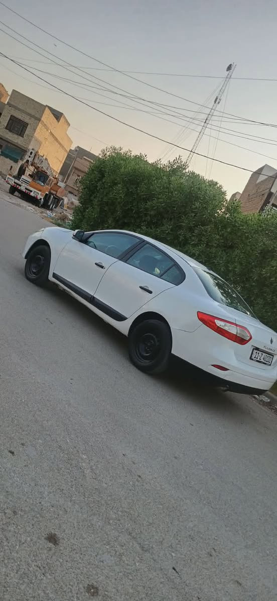 السلام عليكم رينو لونس 2012
سياره جاهزه كير مكينه تبريد ثلج سياره تخبل صدر امامي خلفي لايتات نهار مجهزيها محركها محور ياباني حديث سياره مال جناي بيها صبغ مكانات ... مكاني بغداد الكرخ ... السعر 57 او بيها مجال بسيطط حك جيه .. للاستفسار ***********
