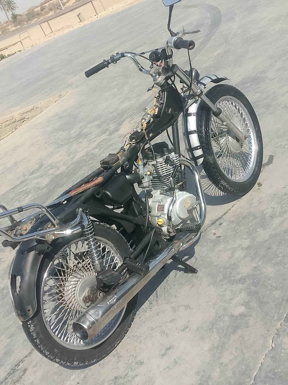 سلام عليكم.. تراجة ايراني موديل 2019 دراجة كاملة من كلشي بس توها كايمة حتى دخان مابيها ولا تصرف دخانة قليلة كلش يعني تبخير كلش بصيط ماصار هواي من كامت يعني صار سبوع محرك مفتح مرة وحدة السعر 260 و بيه مجال التواصل على رقم واتساب انتصال ***********
