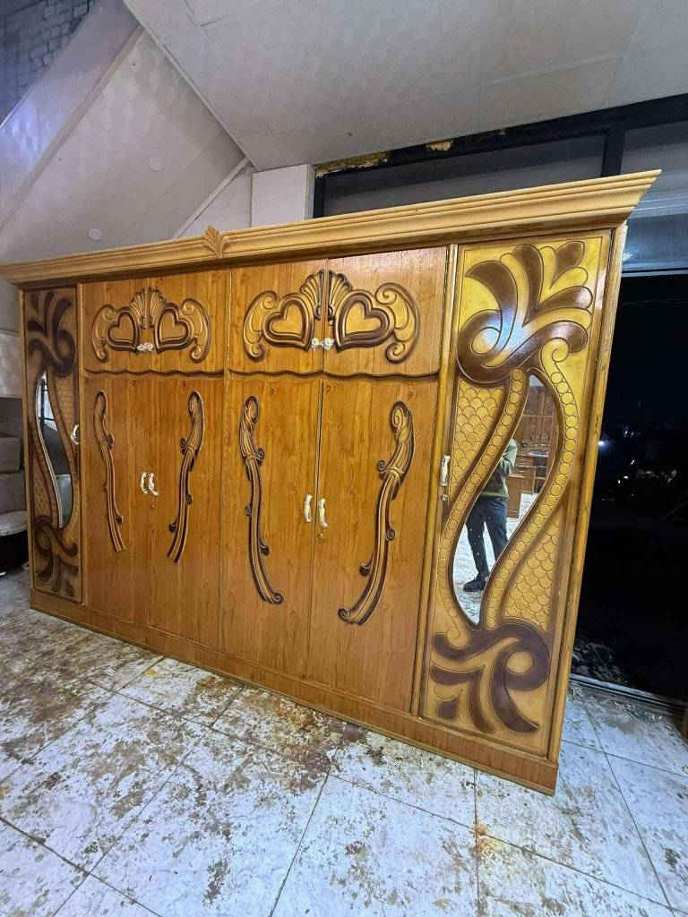 صاج عراقي عنوان بغداد نضافه 100/80توصيل مجاني داخل بغداد.. ومحافضات بكروا سعر، 750 وبيها مجال ال شراي يتفضل وتساب ***********
