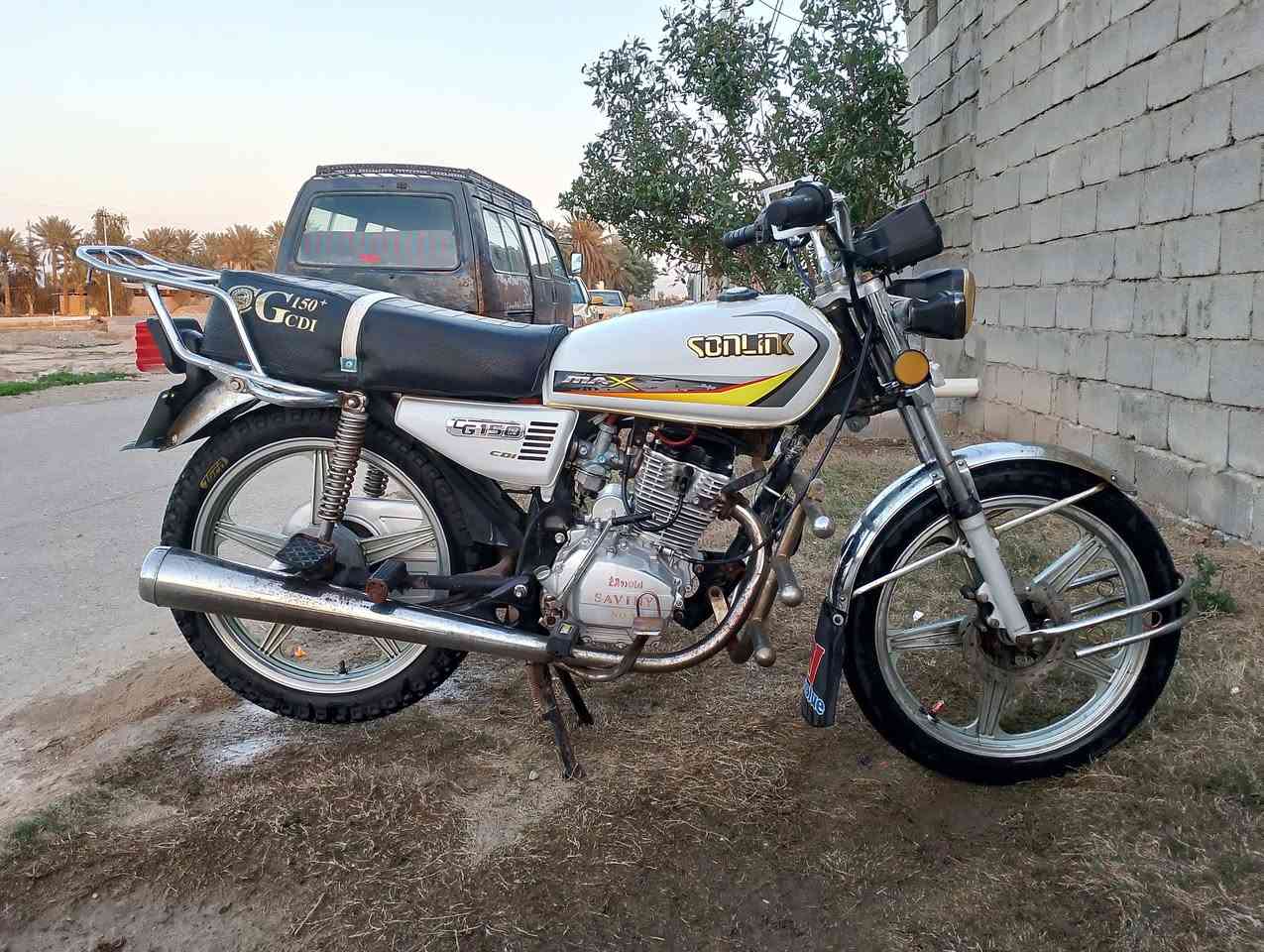 دراجه سيفان موديل 2020محرك بلادي فول نضافه ونشاط ( تشغيل نكره سلف وهندر وكهربائيات شغاله)( أوراق اصوليه كرتونيه كامله) السعر ( 400) لاتصال ***********خاص ما جاوب الشراي يتصل السكن ديالى ( ناحيه كنعان)
